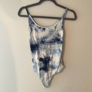 ⭐️ HOST PICK⭐️ NWT tie die blue body suit